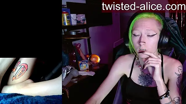 alicewonder09 online show from 06-19-26, 03:11