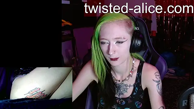 alicewonder09 online show from 07-08-26, 03:33