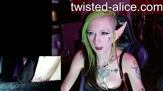alicewonder09 online show from 07-20-26, 04:05