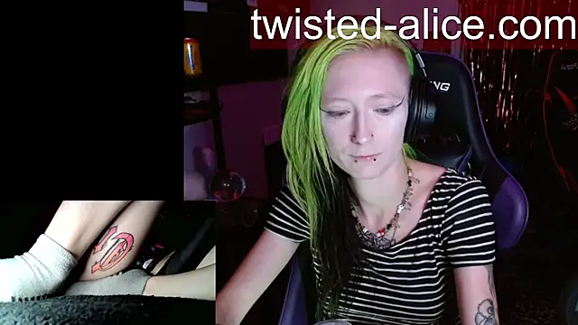 alicewonder09 online show from 07-23-26, 03:04