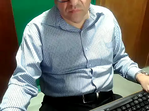 FernandoReuterG online show from 10-15-25, 03:06