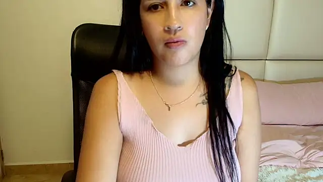 sara2520 online show from 05-06-26, 02:08