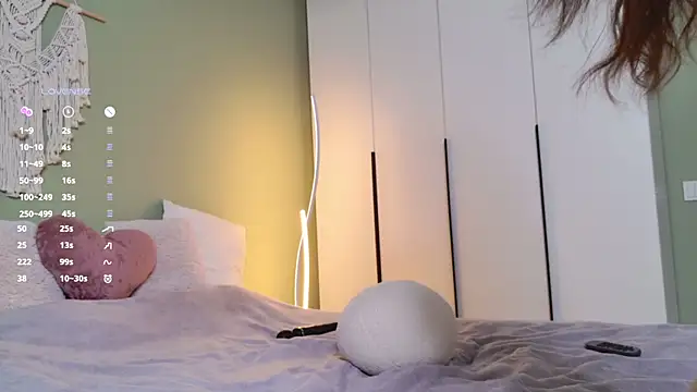 Rinas secret online show from 02-26-25, 08:48