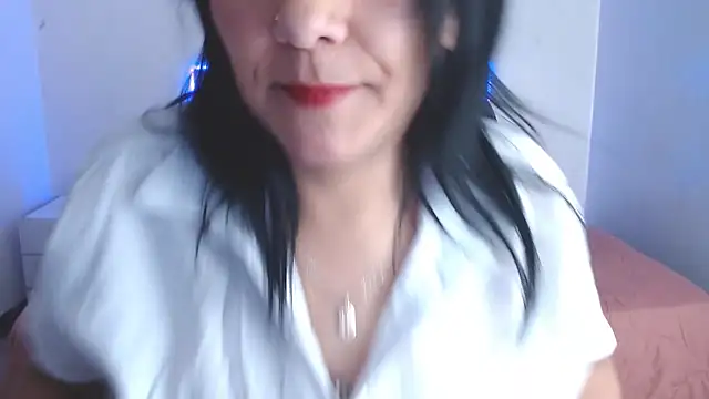 selena yourmilf online show from 04-20-26, 06:09