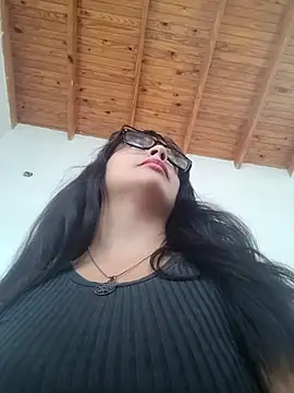 ZaraHoney online show from 02-13-25, 08:55