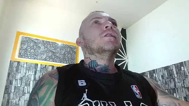 stripnolimits online show from 01-10-26, 04:31