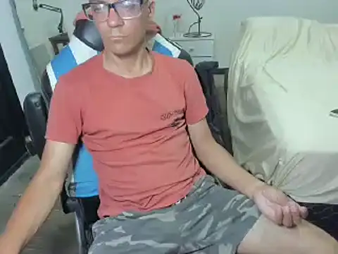 guachin hunk online show from 12-23-24, 04:22