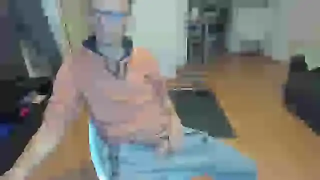 guachin hunk online show from 09-16-25, 04:02