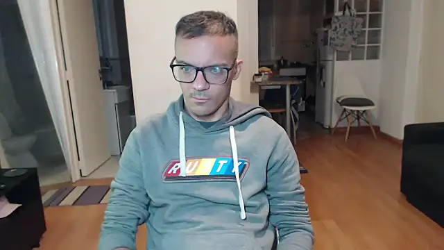 guachin hunk online show from 04-12-26, 12:26