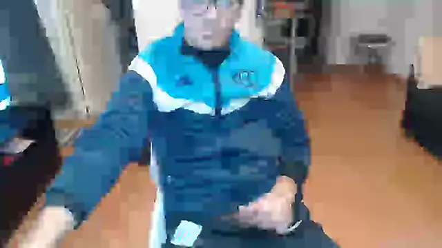 guachin hunk online show from 06-23-26, 11:25