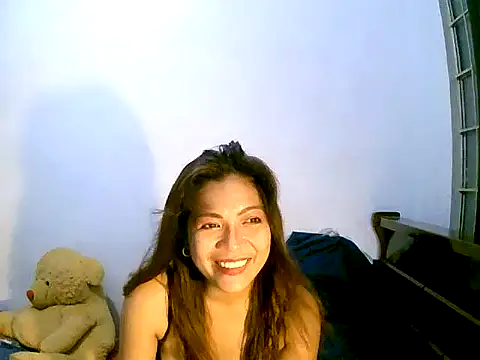Snapshot of sweetvirginia01 chatting on 10-05-25, 09:56 sweetvirginia01 online show from 10-05-25, 09:56