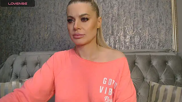 BlondieStar online show from 02-04-26, 11:42