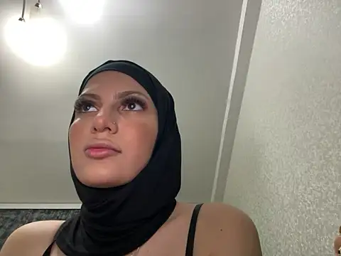 GumusGuray online show from 03-14-25, 10:27