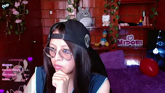 MidoriQuiinn online show from 04-15-26, 07:58