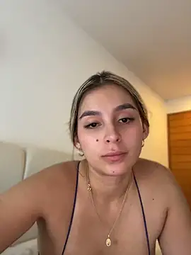 oriana zoeee online show from 06-08-26, 02:12