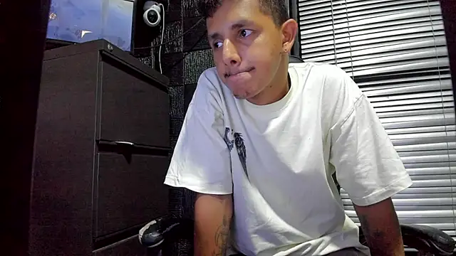 boy bigcock24cm online show from 07-25-26, 12:09
