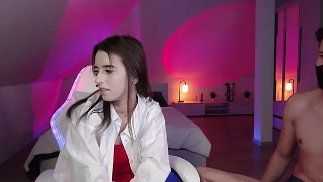 Snapshot of -Yummybabes- chatting on 12-04-24, 03:43 -Yummybabes- online show from 12-04-24, 03:43