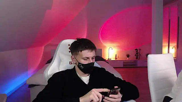 Snapshot of -Yummybabes- chatting on 12-05-24, 05:28 -Yummybabes- online show from 12-05-24, 05:28