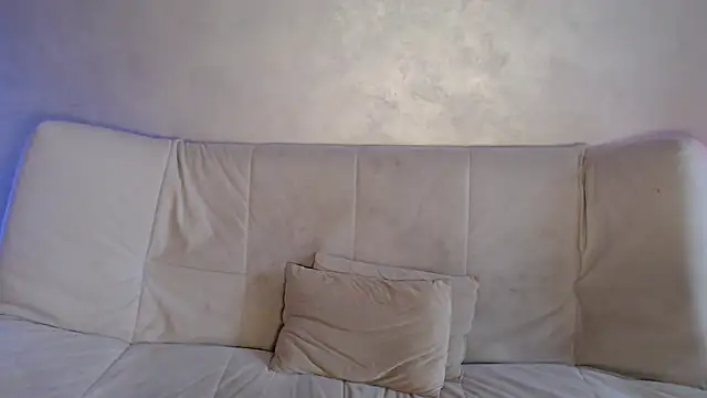 Snapshot of -Yummybabes- chatting on 09-19-25, 01:56 -Yummybabes- online show from 09-19-25, 01:56