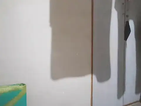 valyriansteel2 online show from 11-17-25, 03:29