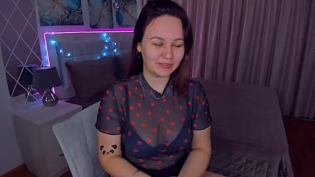 EsterLogan online show from 01-07-25, 08:24