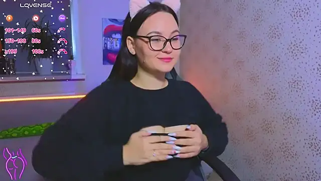 EsterLogan online show from 09-30-25, 10:42