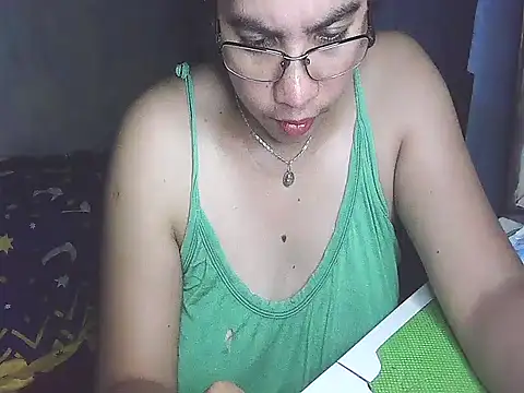 Snapshot of lovely_samxxx24 chatting on 12-14-24, 08:34 lovely samxxx24 online show from 12-14-24, 08:34