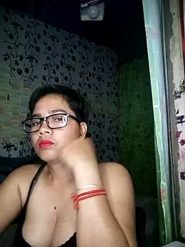 Snapshot of lovely_samxxx24 chatting on 03-06-25, 09:31 lovely samxxx24 online show from 03-06-25, 09:31