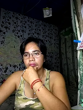 Snapshot of lovely_samxxx24 chatting on 09-14-25, 01:16 lovely samxxx24 online show from 09-14-25, 01:16