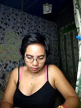 Snapshot of lovely_samxxx24 chatting on 10-12-25, 07:35 lovely samxxx24 online show from 10-12-25, 07:35