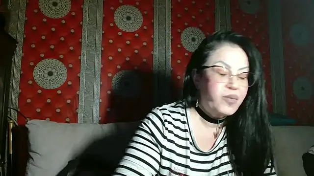 x  KHALEESI  x online show from 04-18-26, 10:21