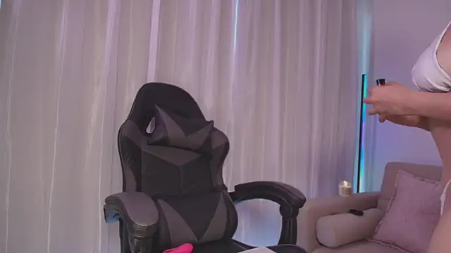 NinaMichelle online show from 02-07-25, 09:26