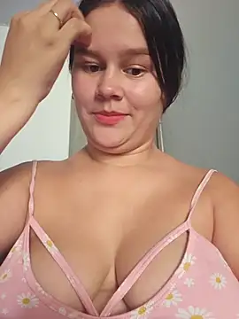 Snapshot of sweet_lucia chatting on 11-04-25, 02:38 sweet lucia online show from 11-04-25, 02:38