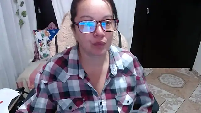 Sonialorens  online show from 12-21-24, 12:27