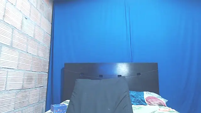 Snapshot of isabella_dirty69 chatting on 12-18-24, 07:26 isabella dirty69 online show from 12-18-24, 07:26