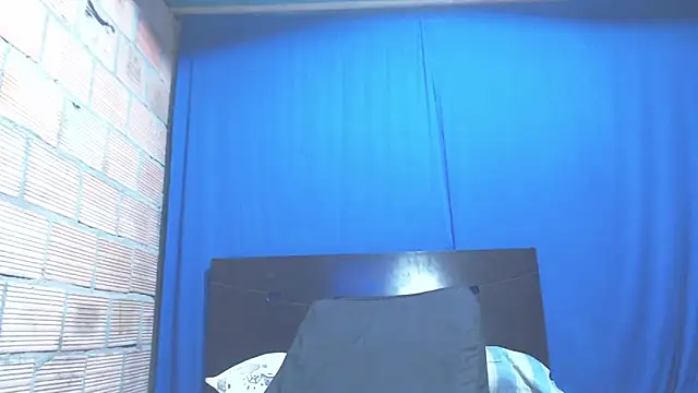 Snapshot of isabella_dirty69 chatting on 03-04-25, 07:41 isabella dirty69 online show from 03-04-25, 07:41