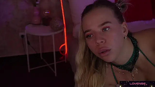 Sexy Ira online show from 02-04-25, 12:11