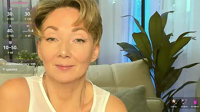 AkexandraFix online show from 02-10-25, 12:50