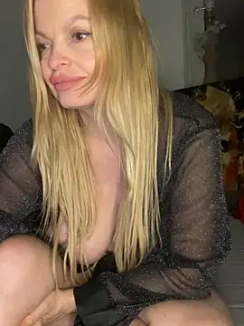 Lisavontease online show from 06-07-26, 09:40