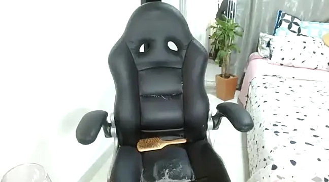 Ariana girlhots online show from 03-06-25, 07:36