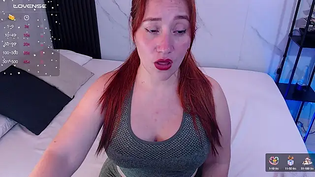 Snapshot of hotpawgmilf chatting on 01-10-25, 06:31 hotpawgmilf online show from 01-10-25, 06:31