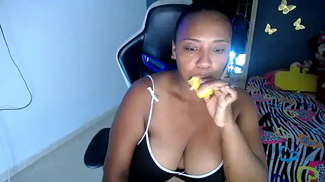 marysol83 online show from 04-24-26, 01:19