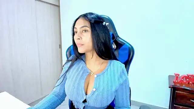 sophiax-x online show from 01-06-26, 05:16