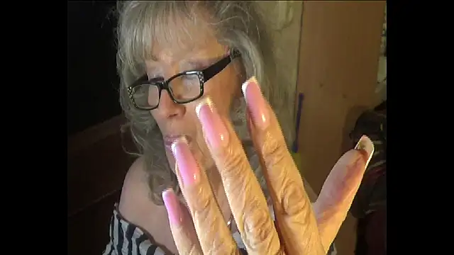 RoyalTits online show from 04-10-26, 01:27