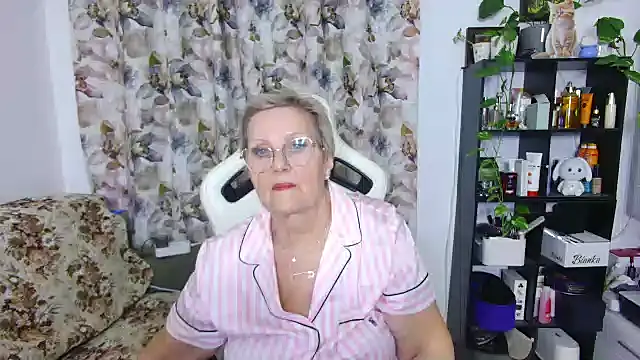 Selenna57 online show from 02-14-25, 07:23