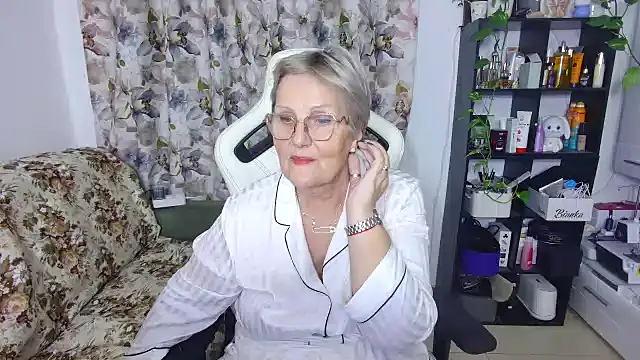 Selenna57 online show from 02-25-25, 06:20