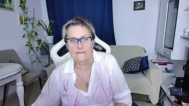 Selenna57 online show from 03-29-26, 06:19