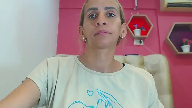 Amber Moore online show from 02-15-26, 07:43