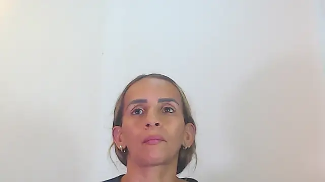 Amber Moore online show from 06-04-26, 08:15