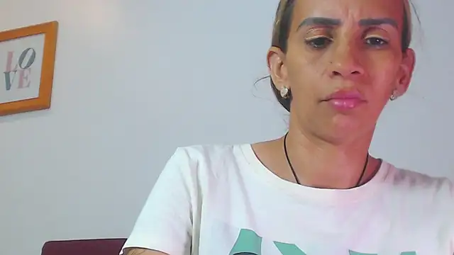 Amber Moore online show from 06-24-26, 06:29